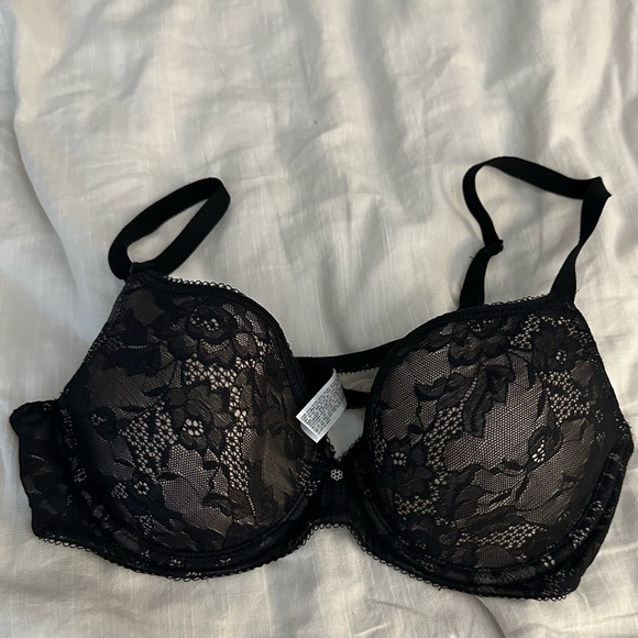 Wacoal Womens Lace Finesse Contour Bra in black - Picture 1 of 4